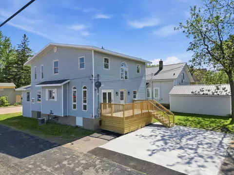 Exterior - 208 E 4th St, Marshfield, WI 54449 photo 4 of 5