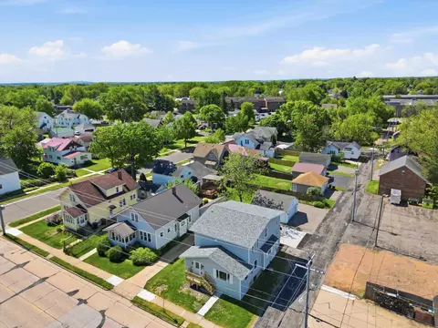 View/Area - 208 E 4th St, Marshfield, WI 54449 photo 2 of 2