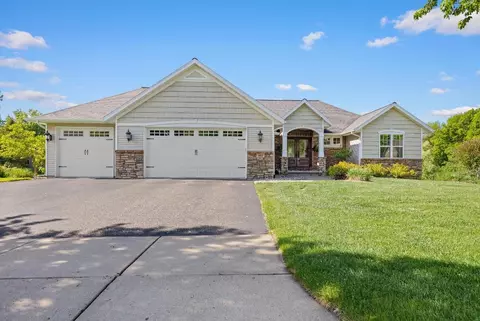 502 Aspen Grove Ln, Wausau, WI 54403