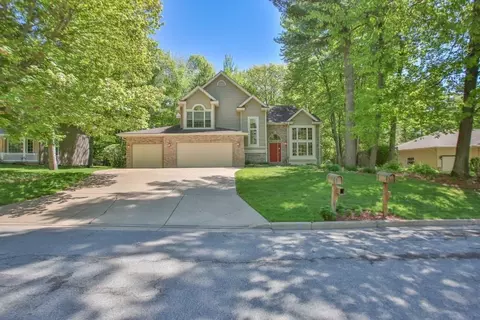 4201 Oak Ter, Weston, WI 54476