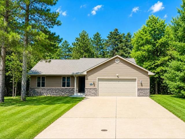 5321 Fox Run Dr, Wisconsin Rapids, WI 54494
