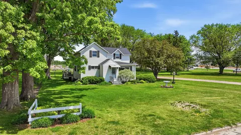 1811 E 4th St, Marshfield, WI 54449 photo 2