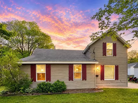 531 5th St, Port Edwards, WI 54469