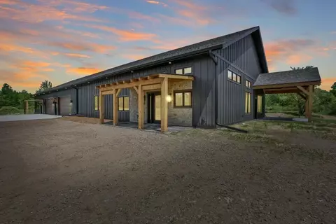 3262 North Rd, Kronenwetter, WI 54455