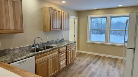 Kitchen - w6098 Stelling Road, Tomahawk, WI 54487 photo 3 of 4