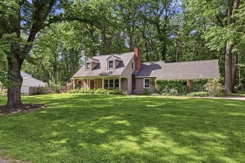 408 W Mapleridge Dr, Stevens Point, WI 54481