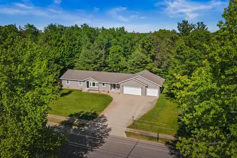 649 Waterworks Rd, Nekoosa, WI 54457