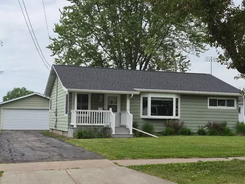 708 S Felker Ave, Marshfield, WI 54449