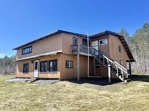 6854 Zett Rd, Loretta, WI 54896