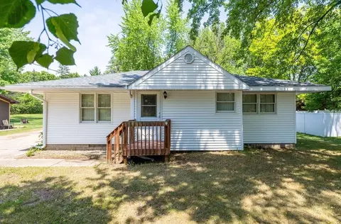 344 W Buehler Ave, Nekoosa, WI 54457