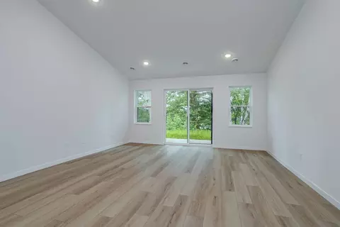 Living - 1400 Park Dr, Schofield, WI 54476 photo 1 of 2