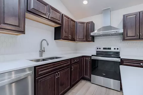 Kitchen - 1400 Park Dr, Schofield, WI 54476 photo 3 of 3