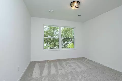 Bedroom - 1398 Park Dr, Schofield, WI 54476 photo 6 of 7