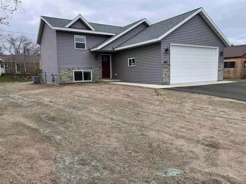 907 S 22nd Ave, Wausau, WI 54401