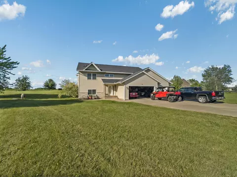 295 Johnson Pkwy, Hammond, WI 54015