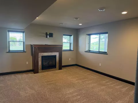 Living - 1412 E 20th St, Marshfield, WI 54449 photo 4 of 5
