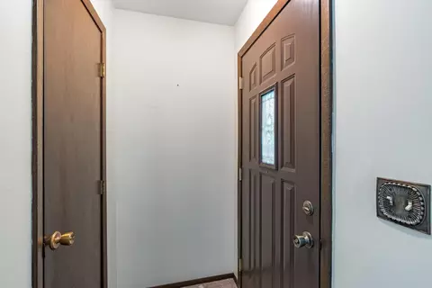 Entry Way - 3706 Sandy Ln, Weston, WI 54476 photo 1 of 2