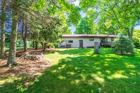 Exterior - 3706 Sandy Ln, Weston, WI 54476 photo 10 of 12