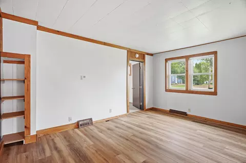 Living - 608 E 9th St, Marshfield, WI 54449 photo 1 of 3