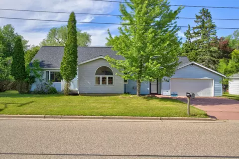 238 Crestview Ln, Nekoosa, WI 54457