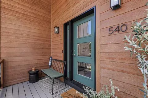 Entry Way - 540 Washington Ave, Stevens Point, WI 54481 photo 1 of 5