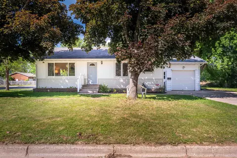 211 Poplar St, Wisconsin Rapids, WI 54494