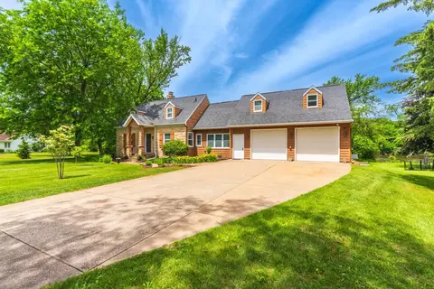 190 Shore Acres Dr, Wisconsin Rapids, WI 54494