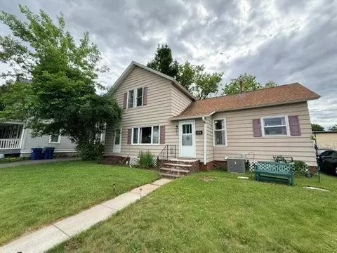 734 S 1st Ave, Wausau, WI 54401