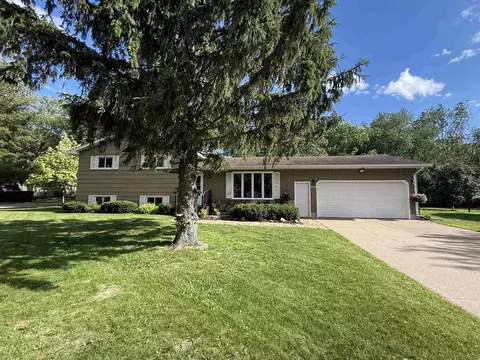 13801 2nd St, Osseo, WI 54758