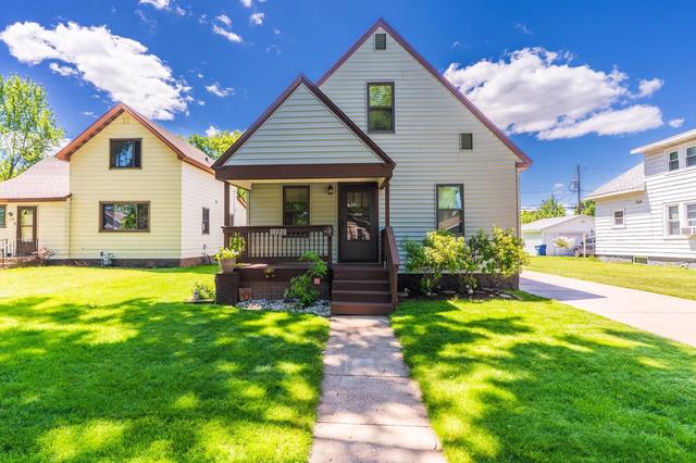 1120 S 8th Ave, Wausau, WI 54401