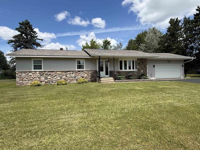 2126 Kowalski Rd, Kronenwetter, WI 54455
