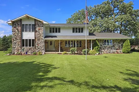 15314 Ives Grove Rd, Yorkville, WI 53182