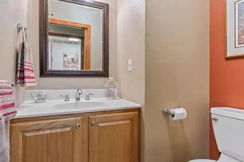 Bath - w5570 Lonn Road, Tomahawk, WI 54487 photo 6 of 6