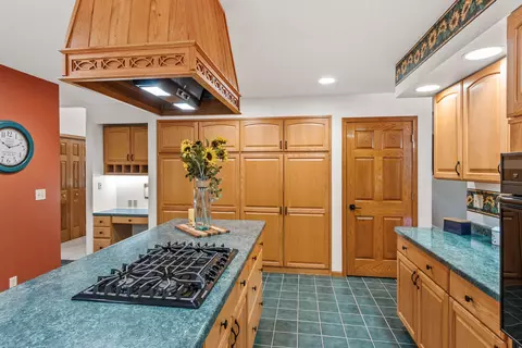 Kitchen - w5570 Lonn Road, Tomahawk, WI 54487 photo 4 of 5