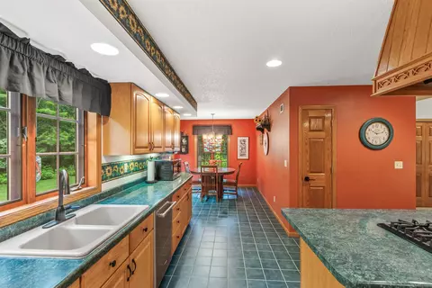 Kitchen - w5570 Lonn Road, Tomahawk, WI 54487 photo 5 of 5