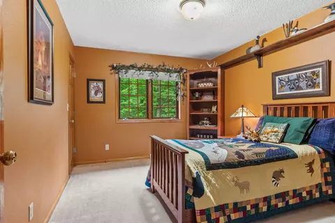 Bedroom - w5570 Lonn Road, Tomahawk, WI 54487 photo 3 of 7