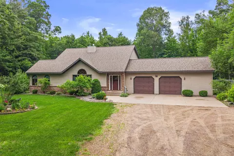 w5570 Lonn Road, Tomahawk, WI 54487