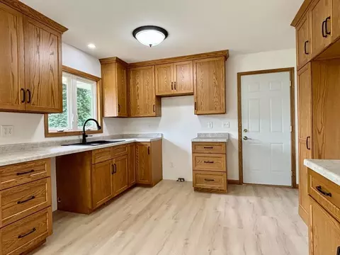 Kitchen - 5606 Walnut St, Weston, WI 54476 photo 6 of 11