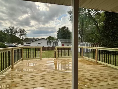 Exterior - 5606 Walnut St, Weston, WI 54476 photo 5 of 12