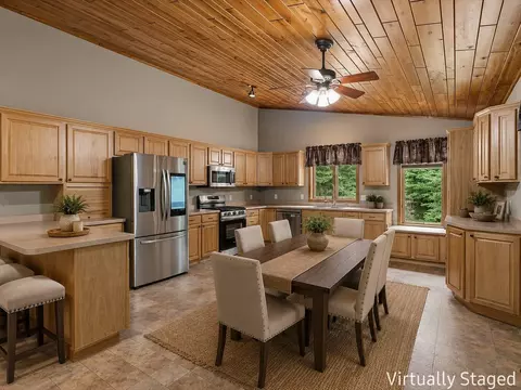 Kitchen - 3475 Oak Hill Ln, Eagle River, WI 54521 photo 2 of 4