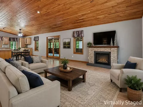 Living - 3475 Oak Hill Ln, Eagle River, WI 54521 photo 2 of 8