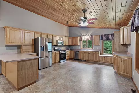 Kitchen - 3475 Oak Hill Ln, Eagle River, WI 54521 photo 1 of 4