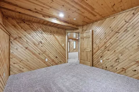 Bedroom - 3475 Oak Hill Ln, Eagle River, WI 54521 photo 6 of 6