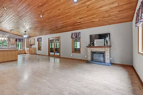 Living - 3475 Oak Hill Ln, Eagle River, WI 54521 photo 1 of 8