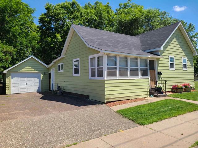 1917 3rd St, Eau Claire, WI 54703