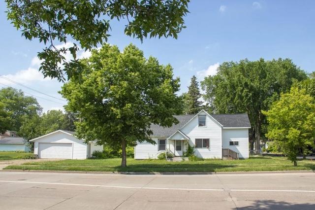 1002 N 1st Ave, Wausau, WI 54401