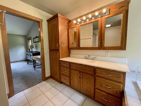 Bath - n8054 Ridge Road, Phillips, WI 54555 photo 2 of 9
