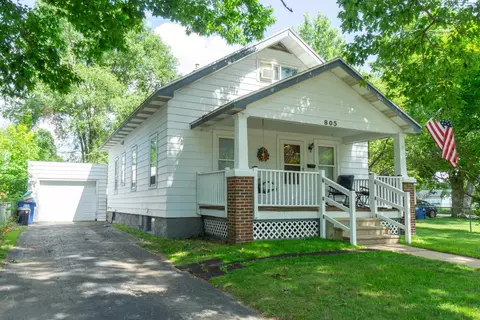 805 N 8th Ave, Wausau, WI 54401