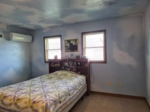 Bedroom - 12050 Wren Rd, Marshfield, WI 54449 photo 5 of 6