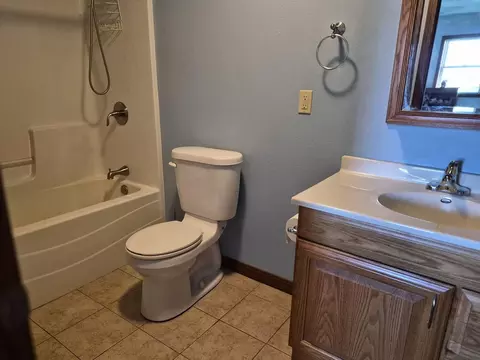Bath - 12050 Wren Rd, Marshfield, WI 54449 photo 4 of 4